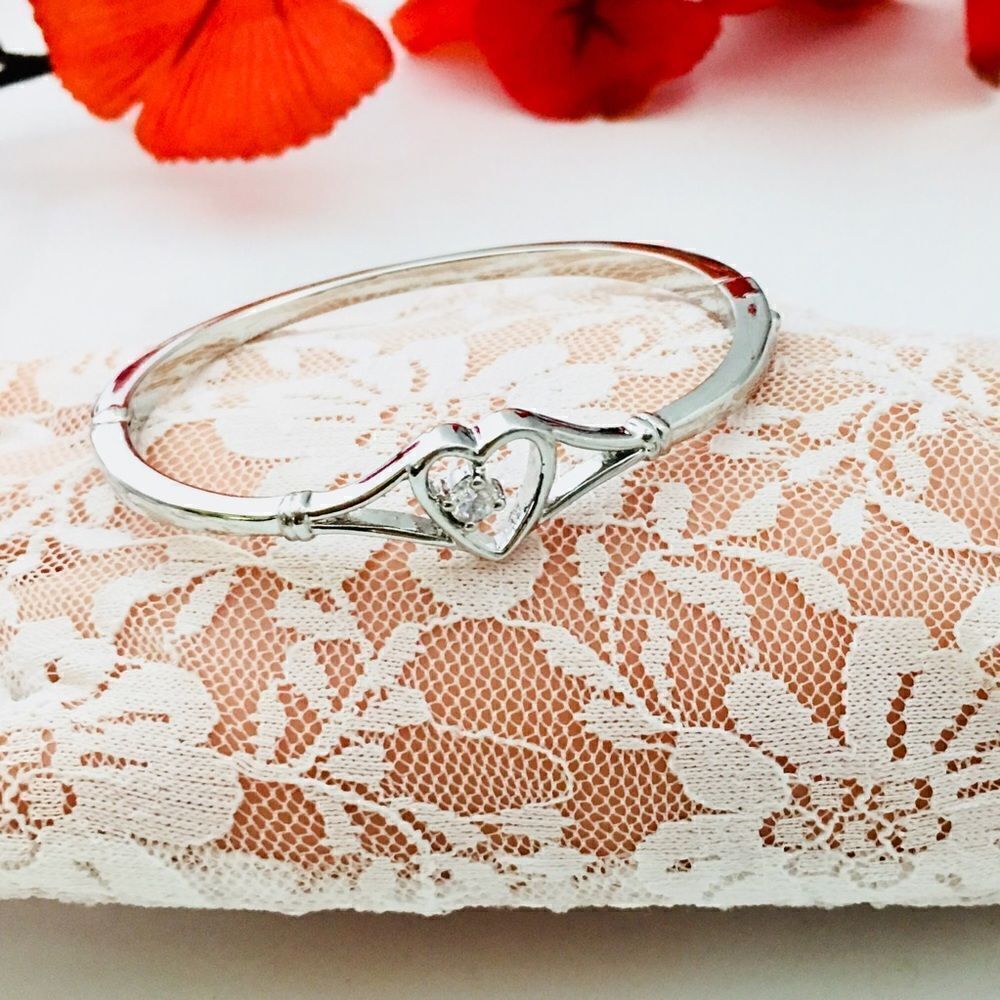 Adorable Heart Cubic Zirconia Bracelet 1018